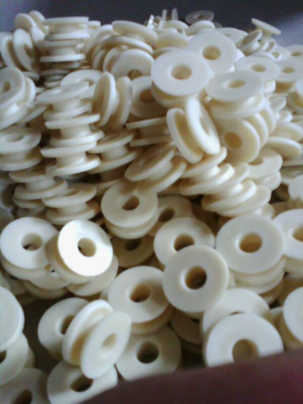 塑料加工與塑料制品 現(xiàn)代工業(yè)的基礎(chǔ)與創(chuàng)新前沿